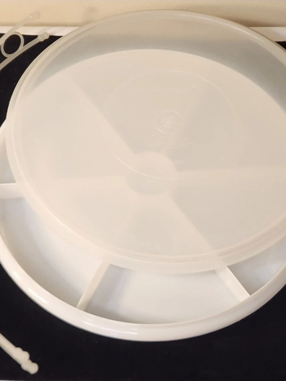 Vintage Tupperware Party Susan Divided Serving Tray With Lid & Cariolier Handle